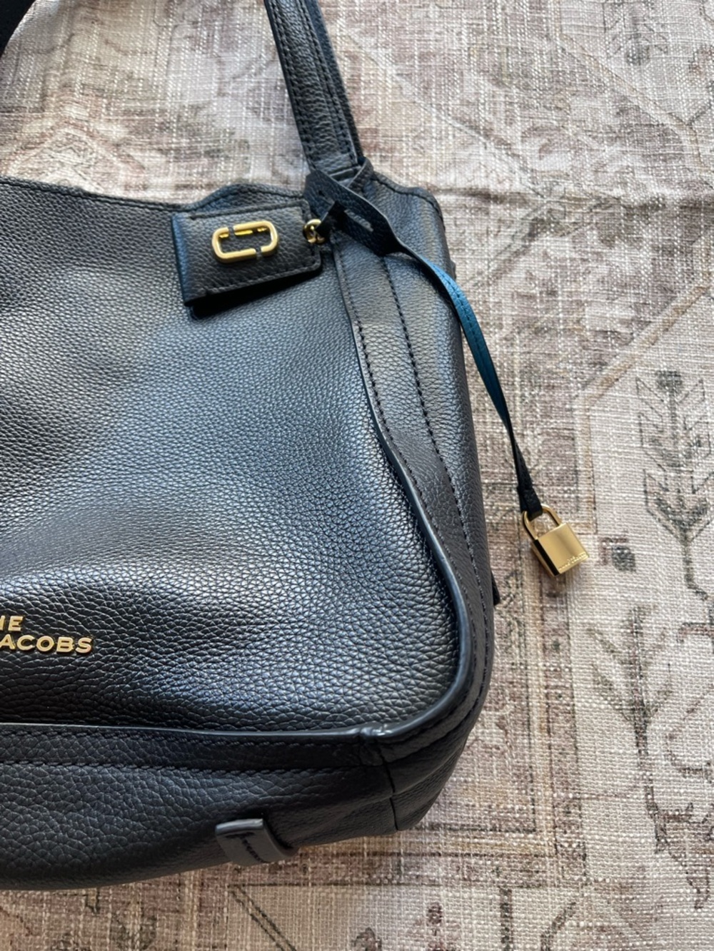 Marc Jacobs Editor Black Pebbled Leather Shoulder Hobo Tote - Picture 3 of 16
